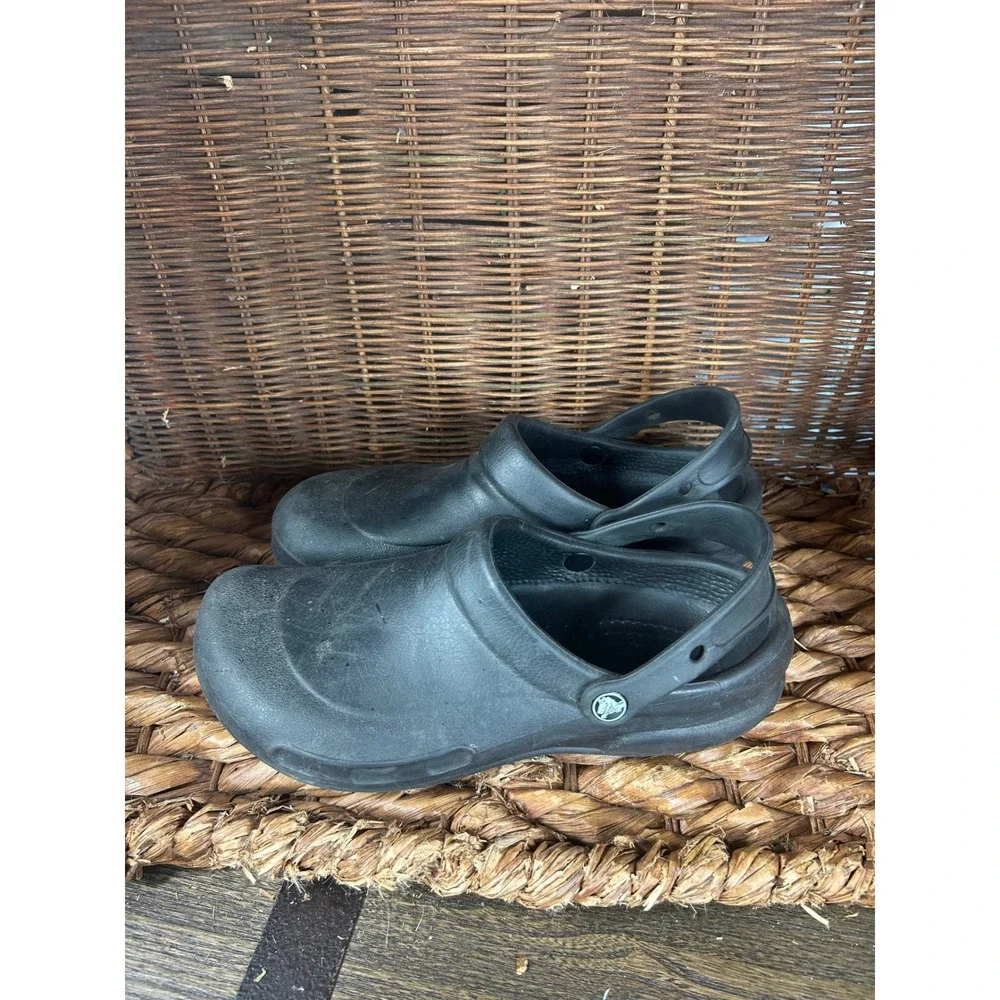 Crocs Bistro Mens 9 Womens 11 Black Work Clogs Slip Resistant Nursing Shoes‎